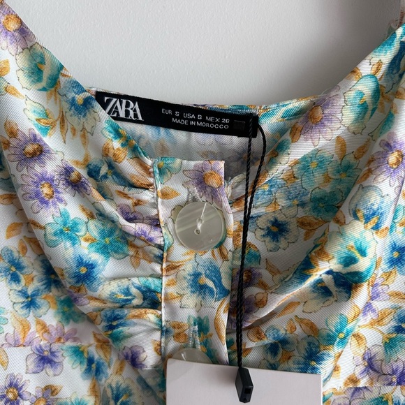 ZARA mini floral dress w/ ruffle straps - Picture 4 of 6